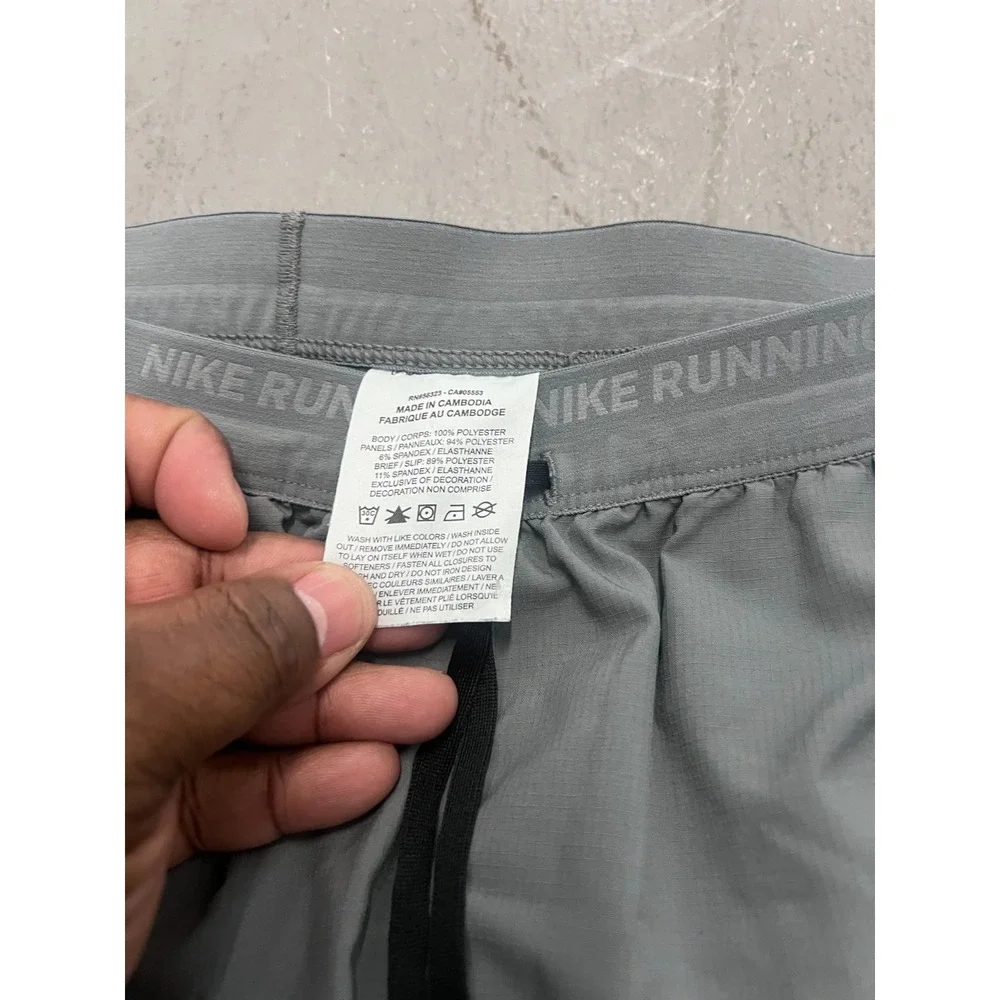 Nike Dri-Fit Stride Running Shorts Mens Medium Gray Drawstring Waist Activewear